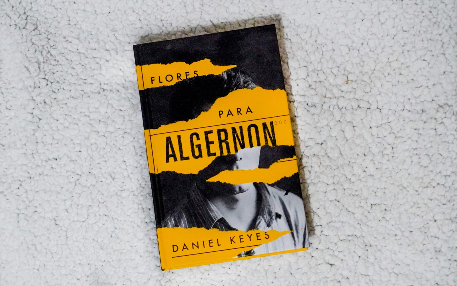 Resenha do Livro: "Flores para Algernon"